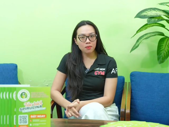 Chia sẻ của HLV Yoga về Tảo xoắn tươi Spirulina